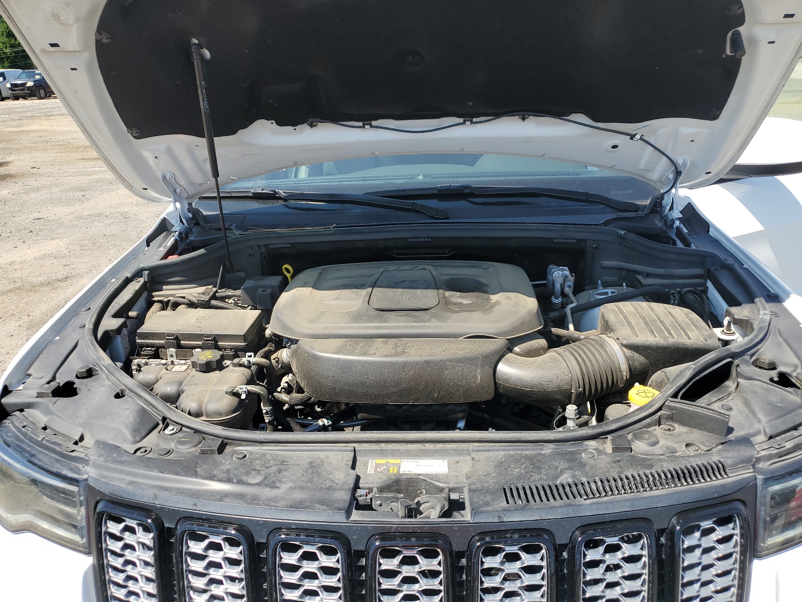 1C4RJFAG1LC420162 2020 Jeep Grand Cherokee Laredo