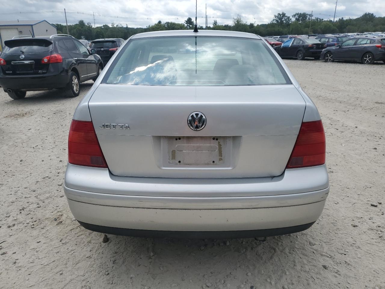 2001 Volkswagen Jetta Gl VIN: 3VWRK29M51M050469 Lot: 64952994