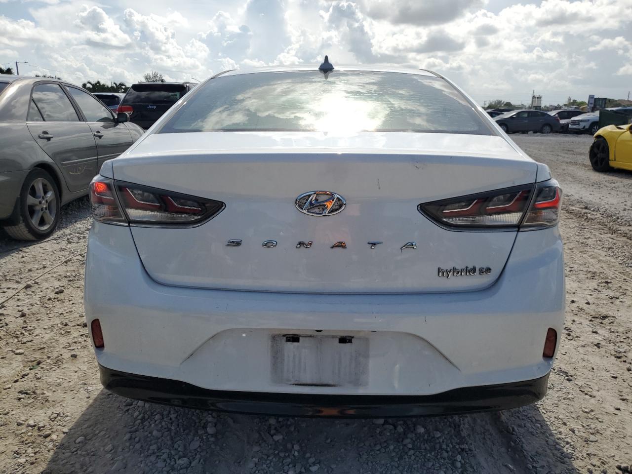 2018 Hyundai Sonata Hybrid VIN: KMHE24L36JA078447 Lot: 63682554