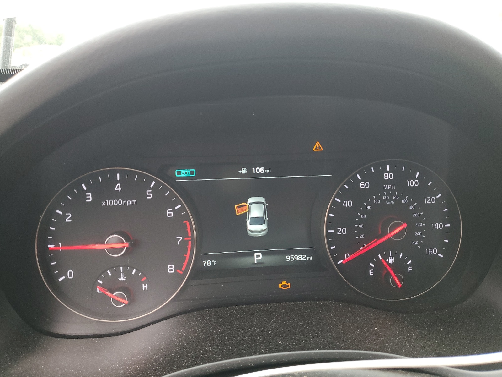 KNALC4J16H5065000 2017 Kia Cadenza Premium