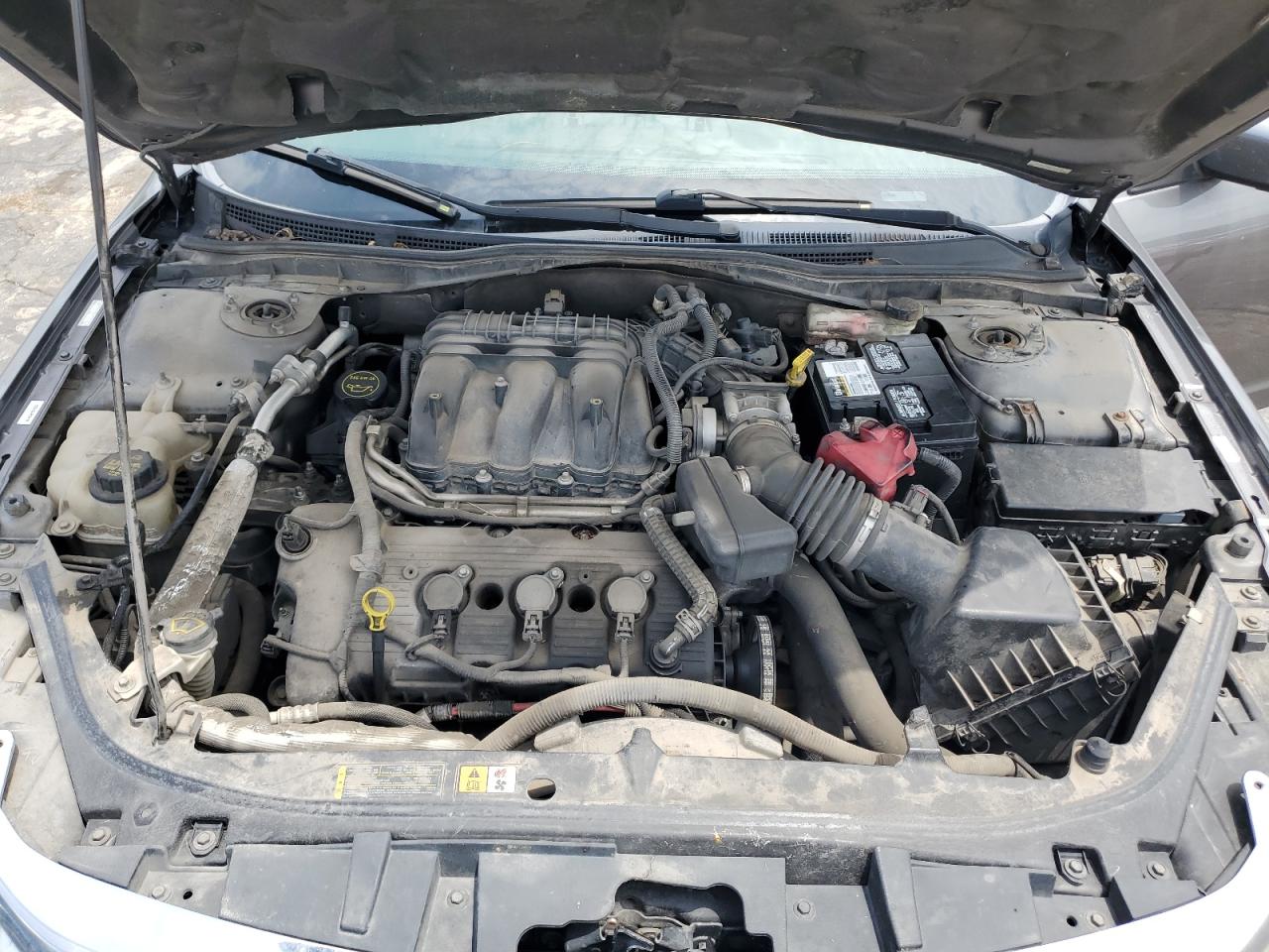 2011 Ford Fusion Se VIN: 3FAHP0HG4BR122983 Lot: 61910204