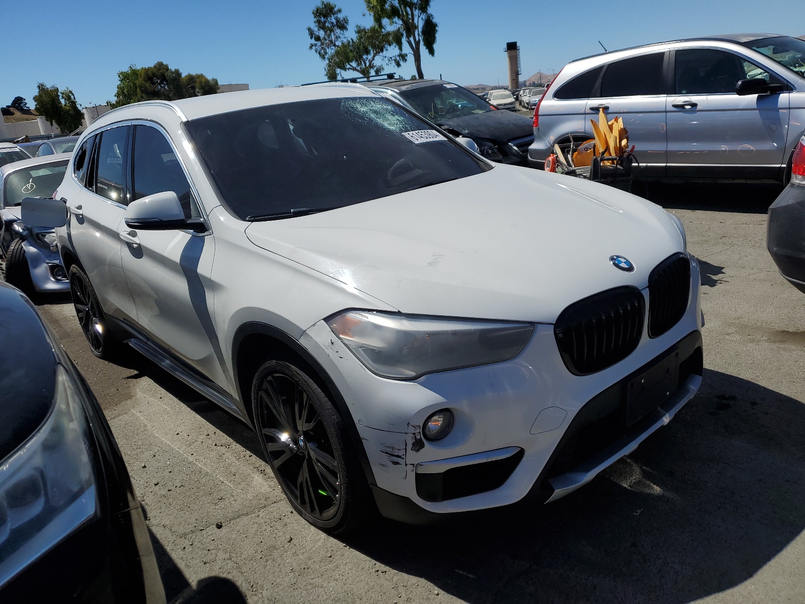 WBXHU7C38J5L09163 2018 BMW X1 Sdrive28I