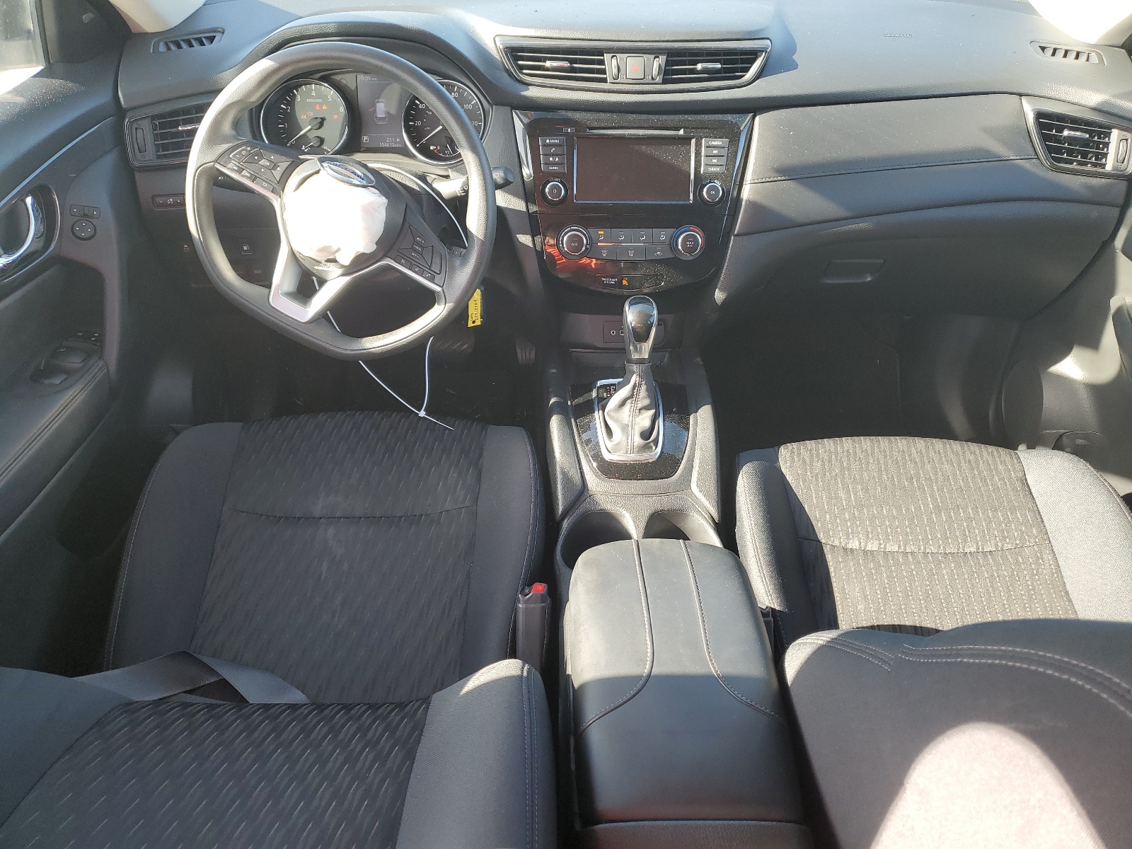 5N1AT2MT0JC827116 2018 Nissan Rogue S