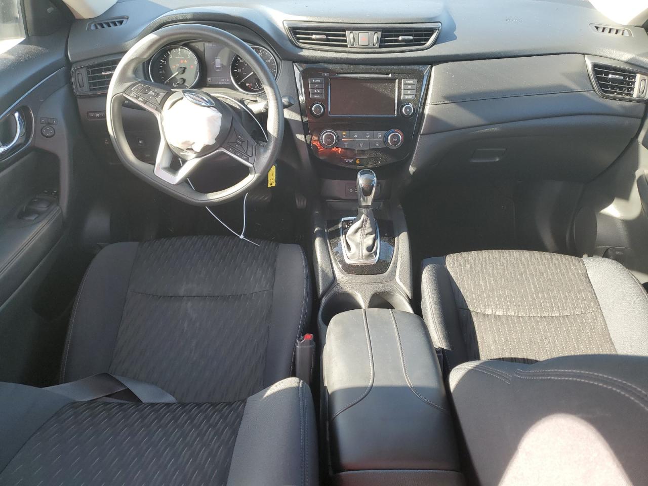 2018 Nissan Rogue S VIN: 5N1AT2MT0JC827116 Lot: 62913704