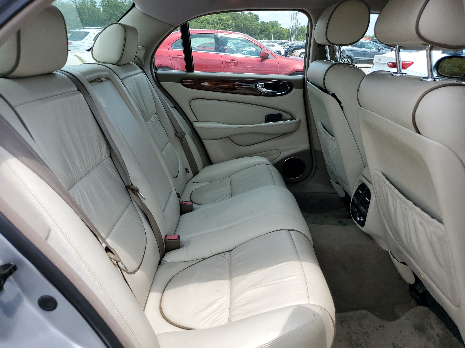 SAJEA74C44SG02303 2004 Jaguar Vandenplas