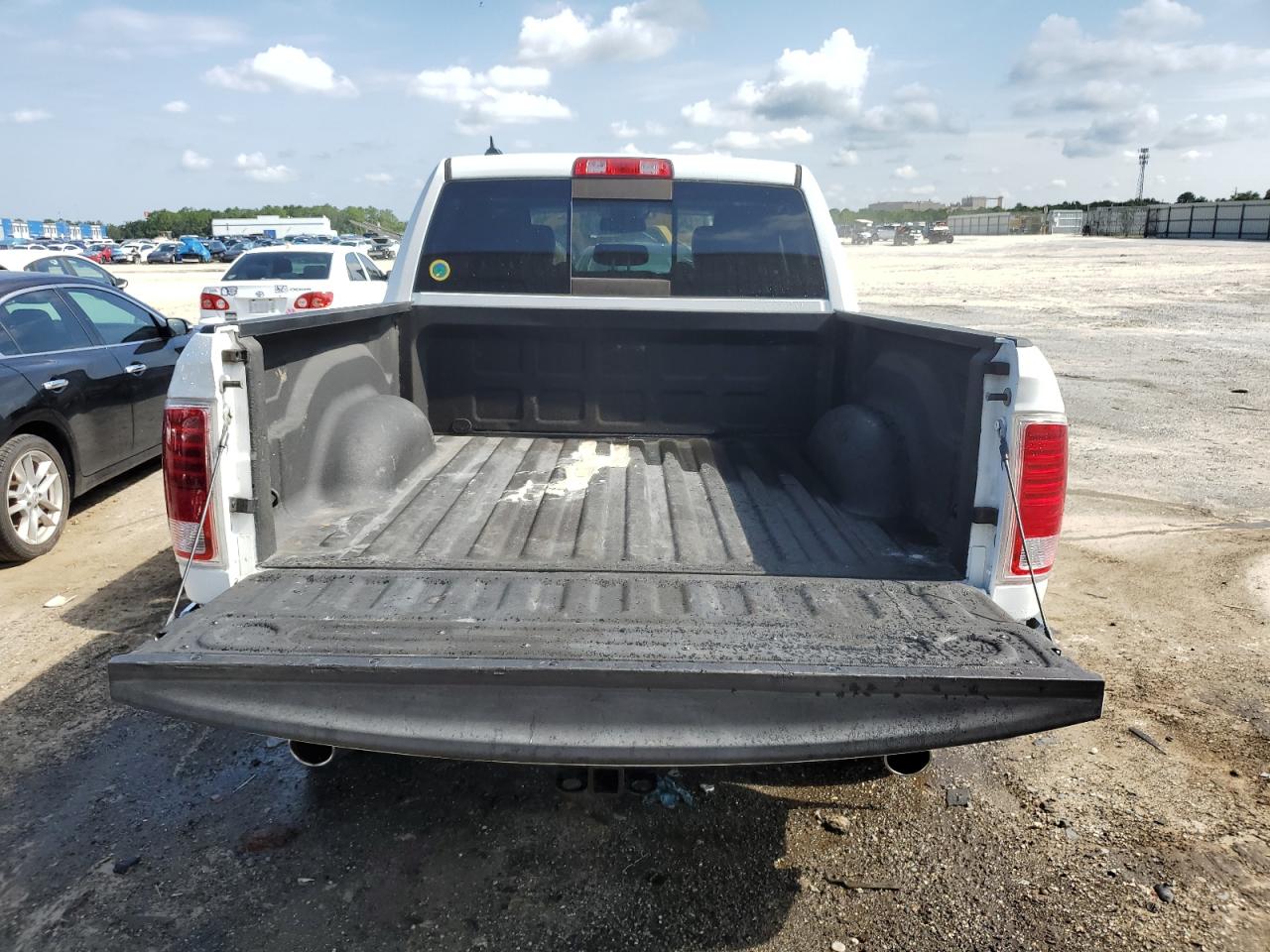 2018 Ram 1500 Laramie VIN: 1C6RR7NT1JS163228 Lot: 64886604