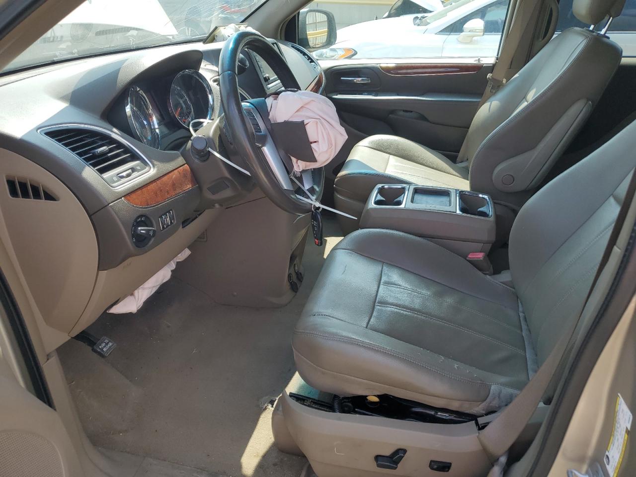 2013 Chrysler Town & Country Touring VIN: 2C4RC1BG3DR689879 Lot: 64687684