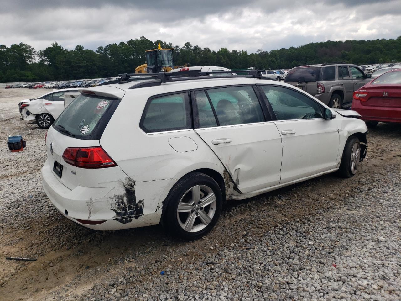 2015 Volkswagen Golf - Image 3