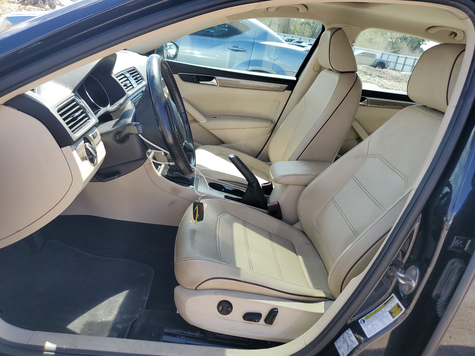 1VWBA7A35JC039722 2018 Volkswagen Passat Se