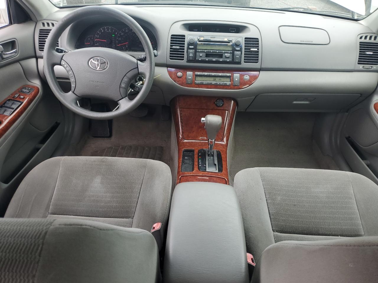 2005 Toyota Camry Le VIN: 4T1BE30K45U500803 Lot: 62805234