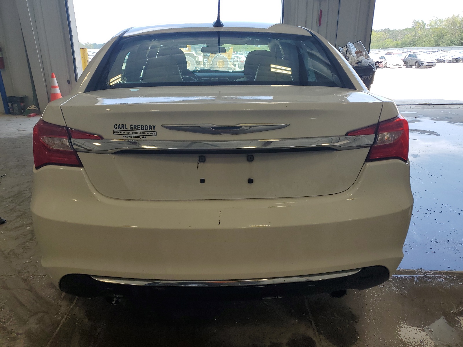 1C3CCBCG6CN180380 2012 Chrysler 200 Limited