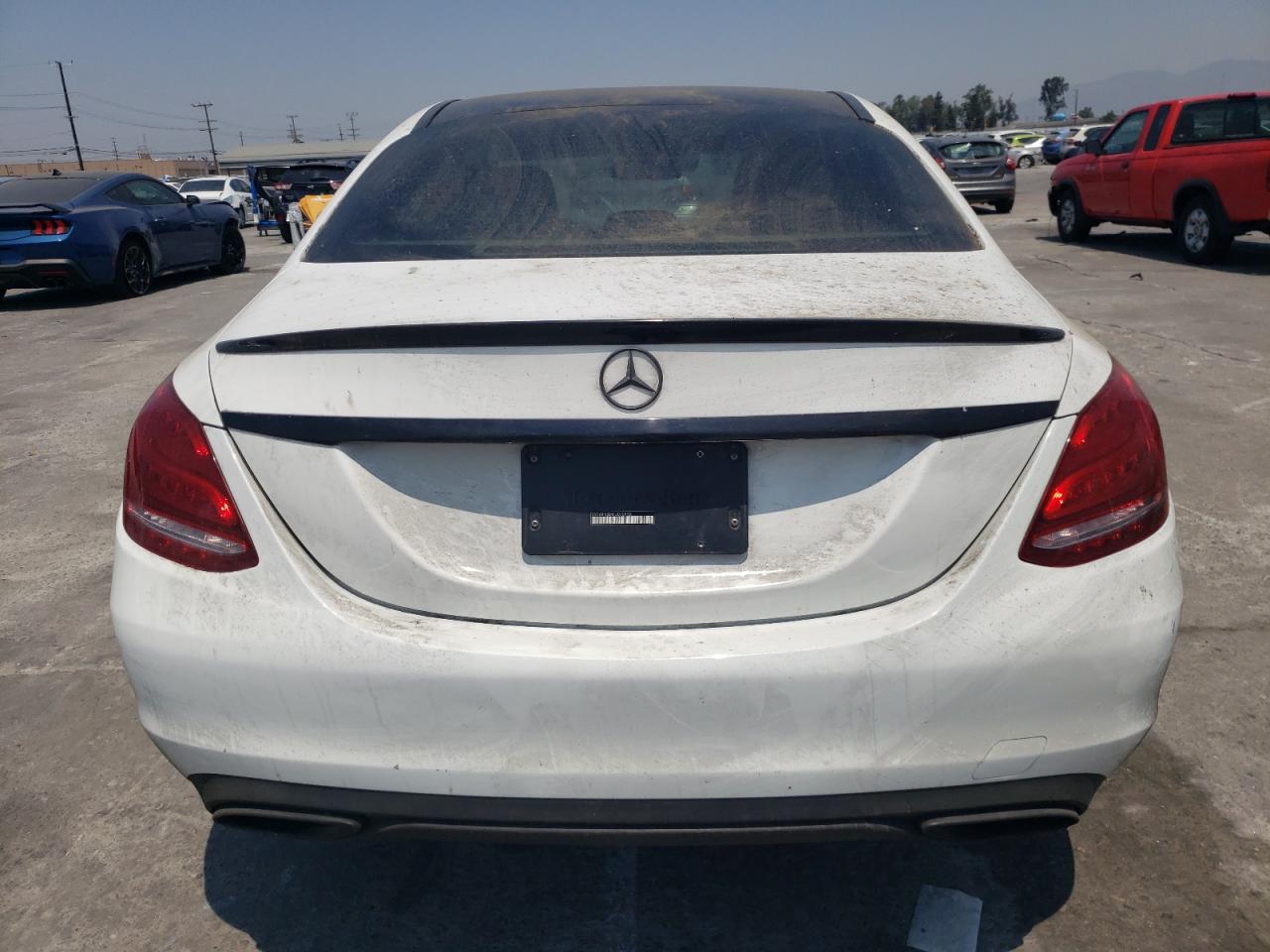 2015 Mercedes-Benz C 300 VIN: 55SWF4JBXFU070498 Lot: 62442754