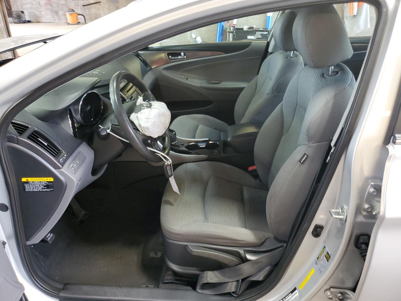 2015 Hyundai Sonata Hybrid VIN: KMHEC4A42FA137364 Lot: 65581804