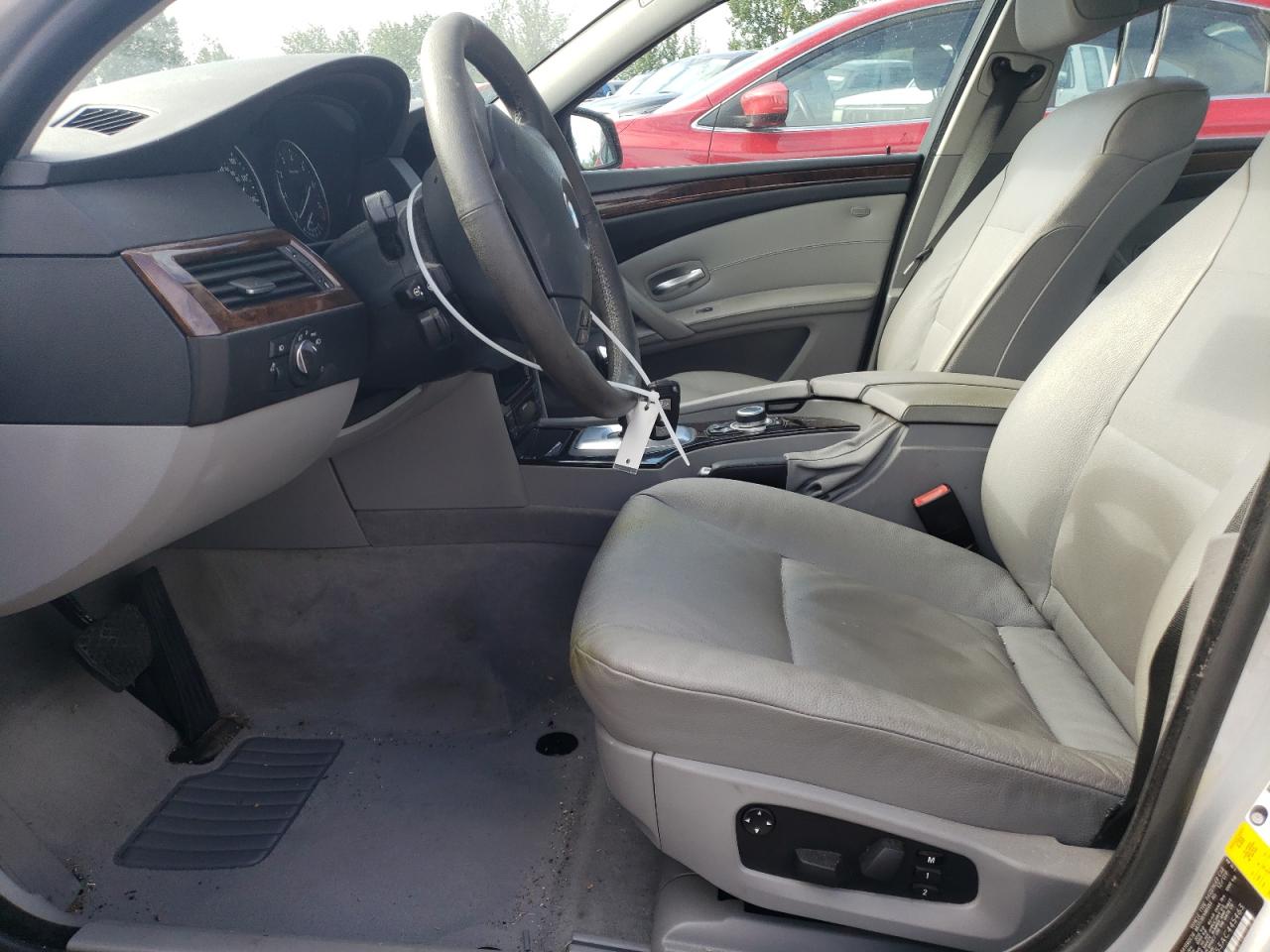 2010 BMW 528 Xi VIN: WBANV1C53AC445463 Lot: 65005034