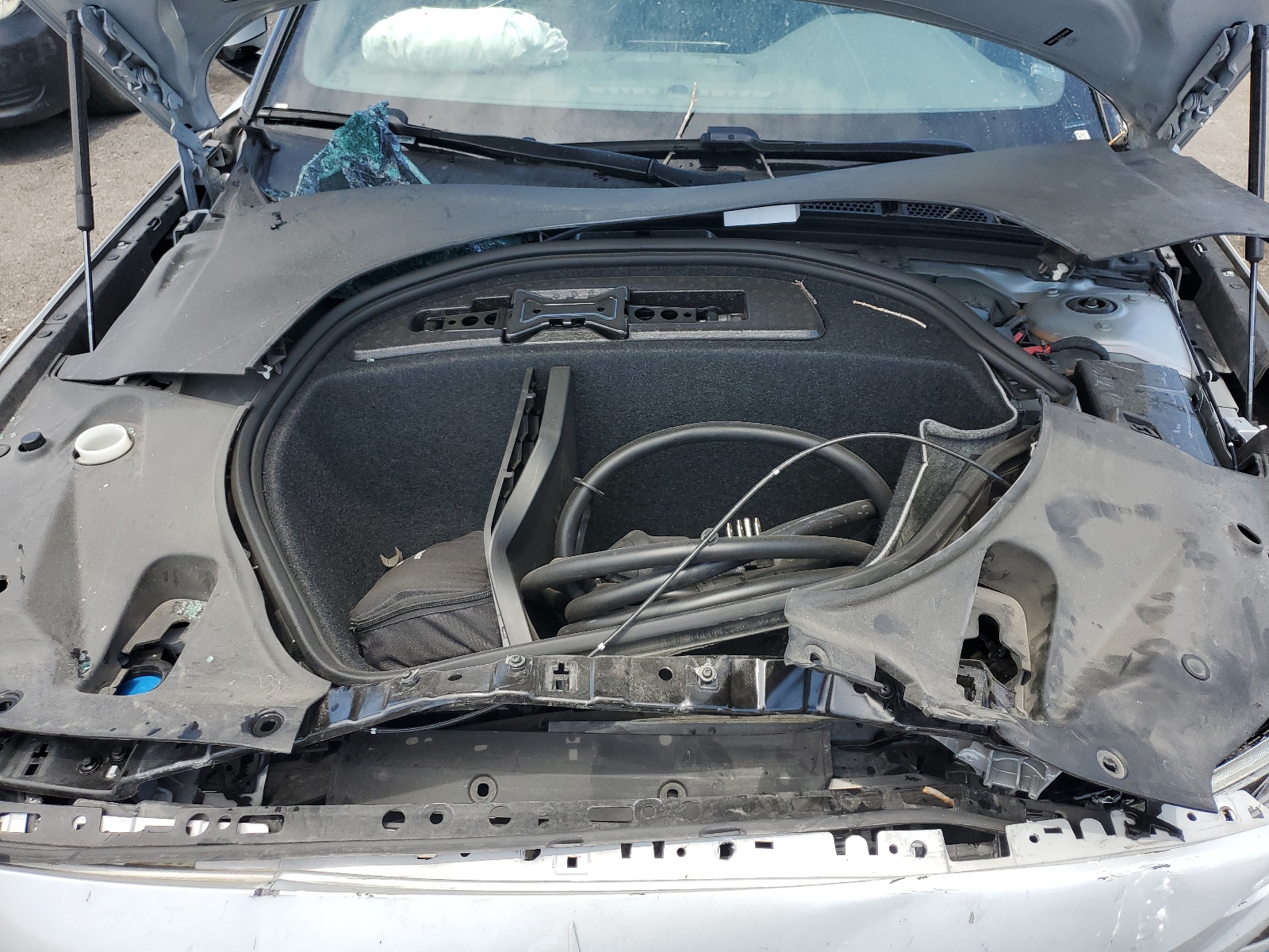 YSMED3KA4PL127008 2023 Polestar 2