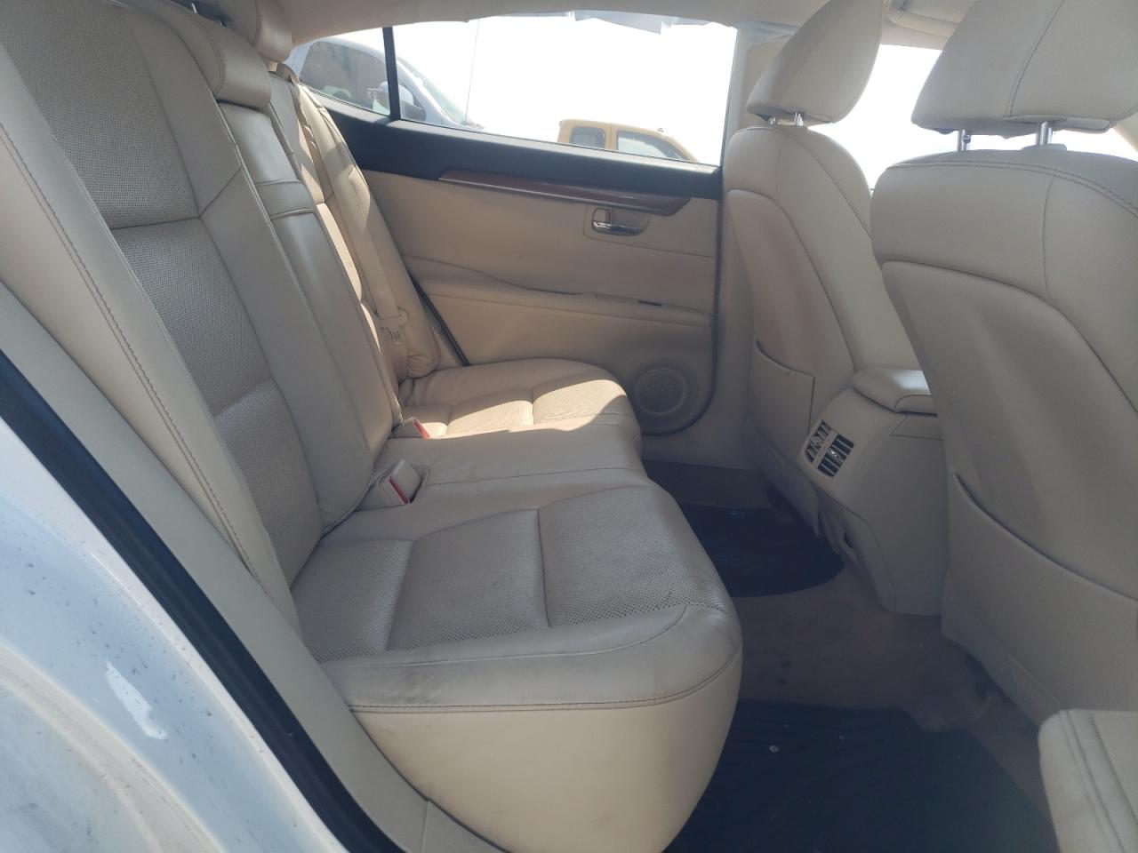 2013 Lexus Es 300H VIN: JTHBW1GG8D2018335 Lot: 64009094