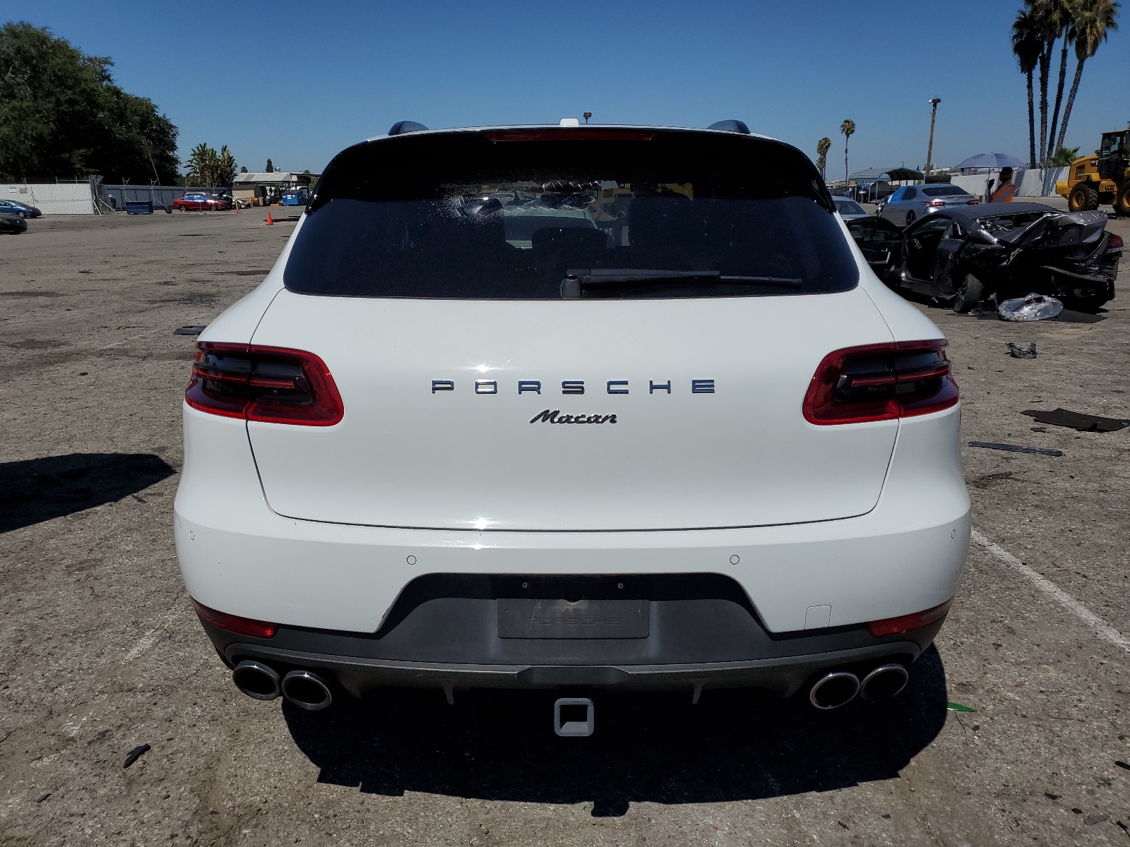 WP1AA2A51JLB25725 2018 Porsche Macan