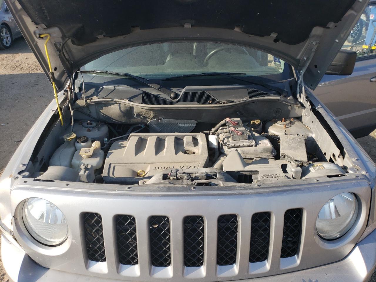 1C4NJRFBXGD585995 2016 Jeep Patriot Latitude