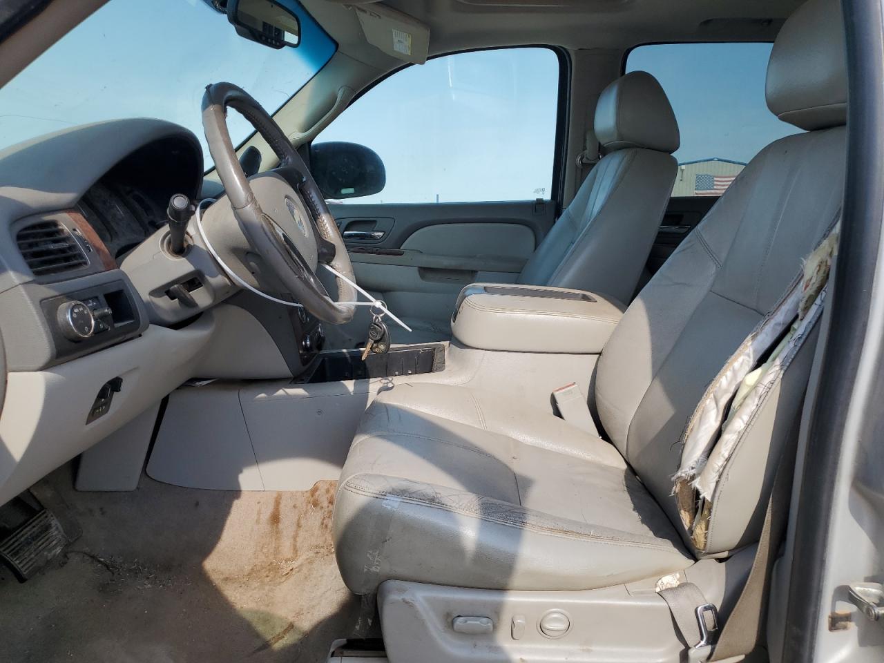 2010 Chevrolet Tahoe C1500 Lt VIN: 1GNUCBE01AR227442 Lot: 63210734