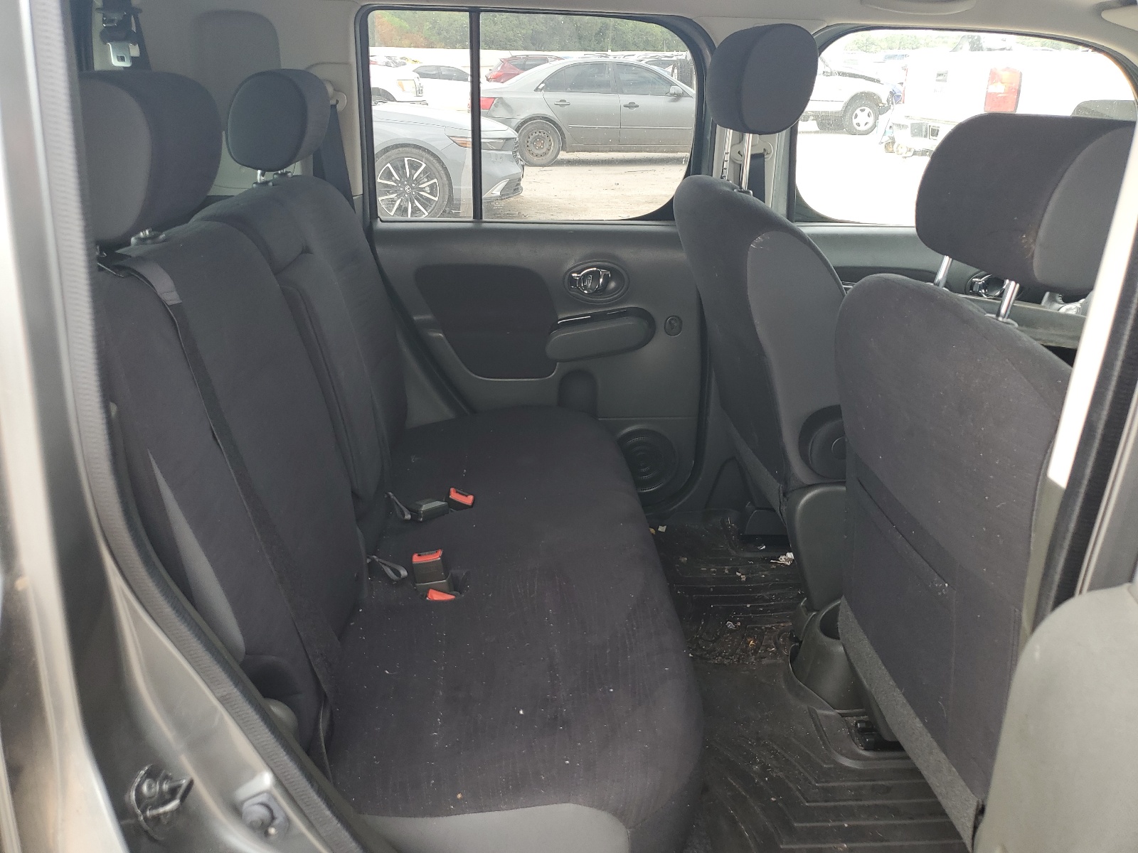 JN8AZ2KR9BT206232 2011 Nissan Cube Base