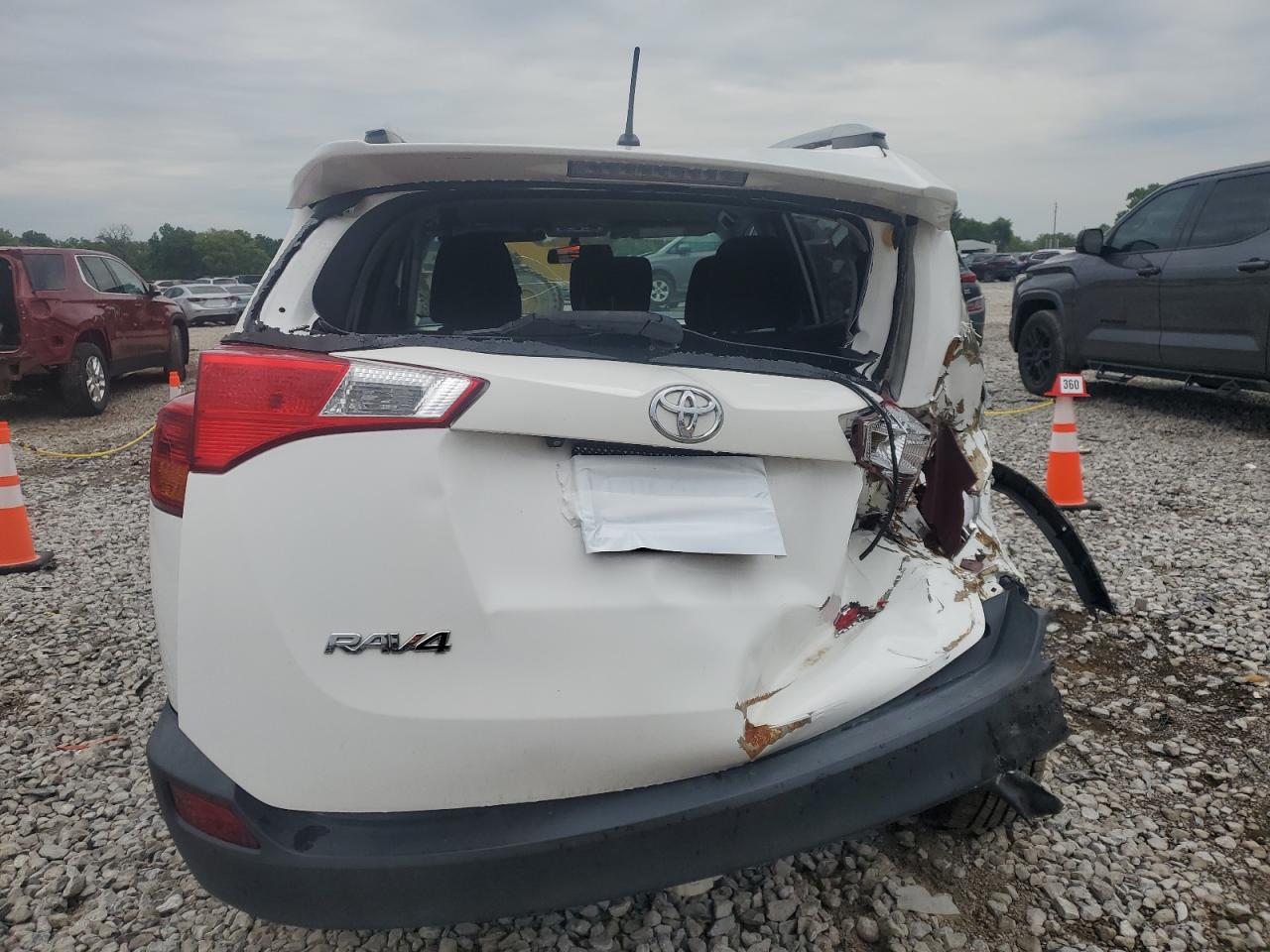 2015 Toyota Rav4 Le VIN: 2T3BFREV1FW333103 Lot: 63471064