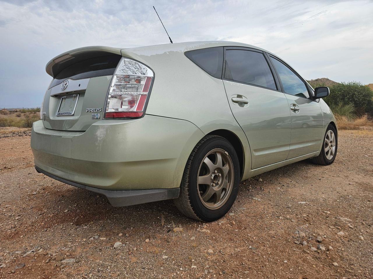 2008 Toyota Prius VIN: JTDKB20U587811703 Lot: 65091724