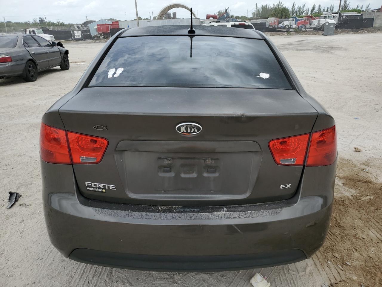 2011 Kia Forte Ex VIN: KNAFU4A29B5460251 Lot: 62419584