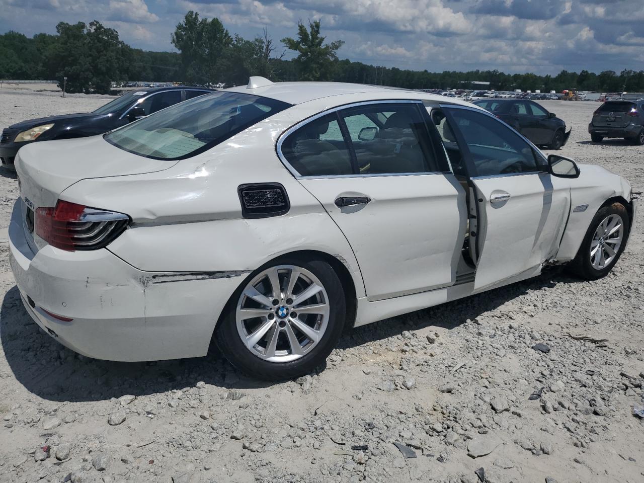 2015 BMW 528 I VIN: WBA5A5C52FD518214 Lot: 61880434