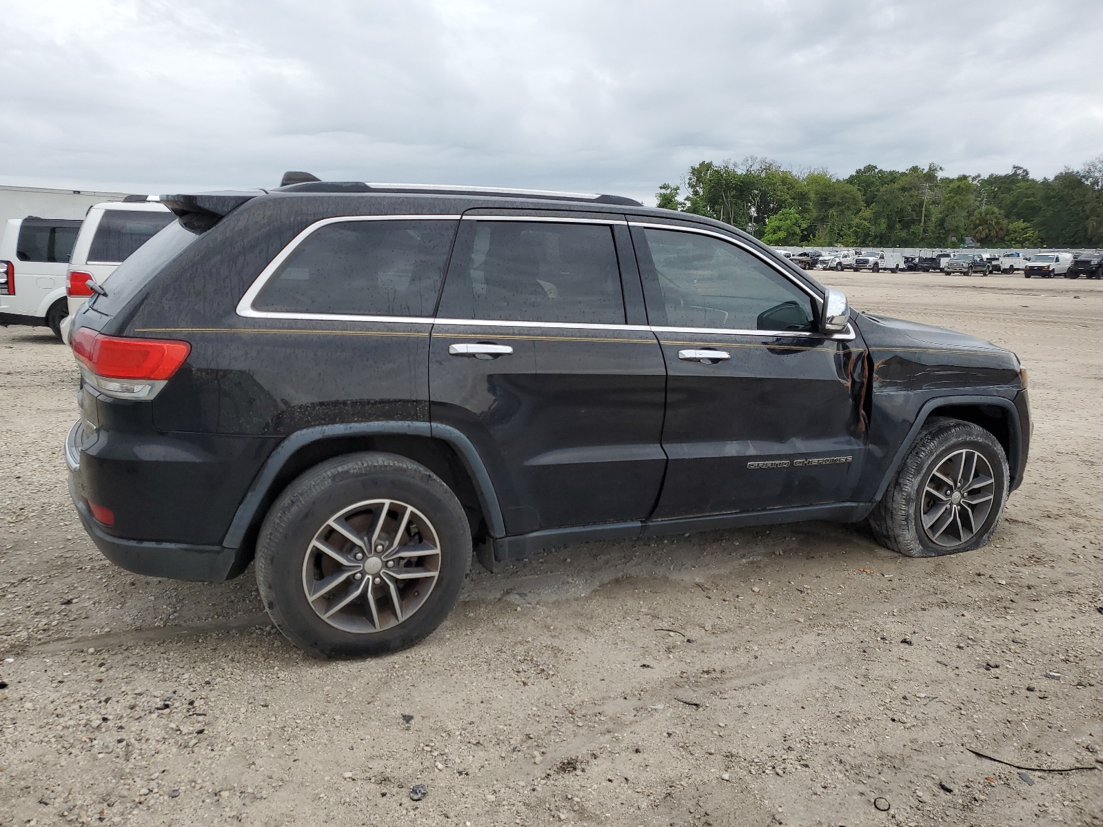 2017 Jeep Grand Cherokee Limited vin: 1C4RJEBG8HC892939