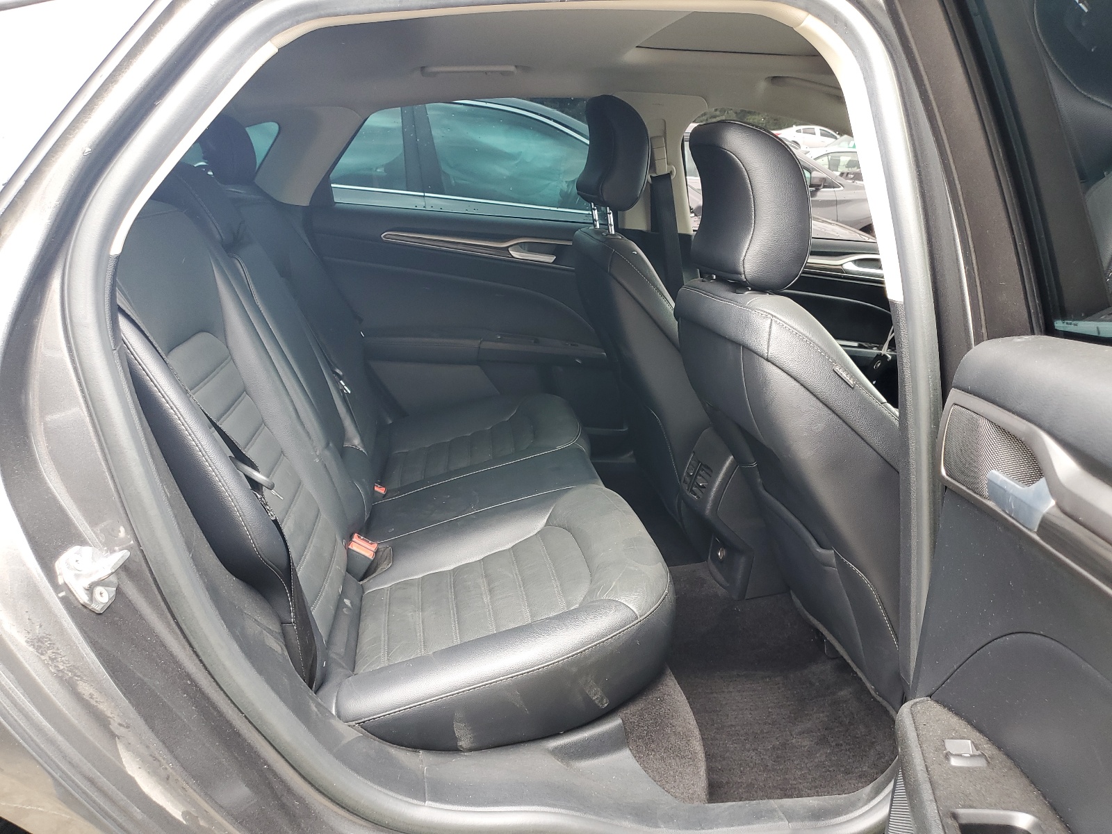 3FA6P0HDXJR184514 2018 Ford Fusion Se