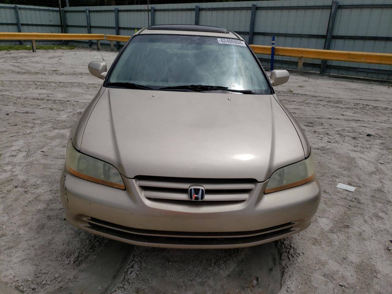 1HGCG16502A043737 2002 Honda Accord Ex