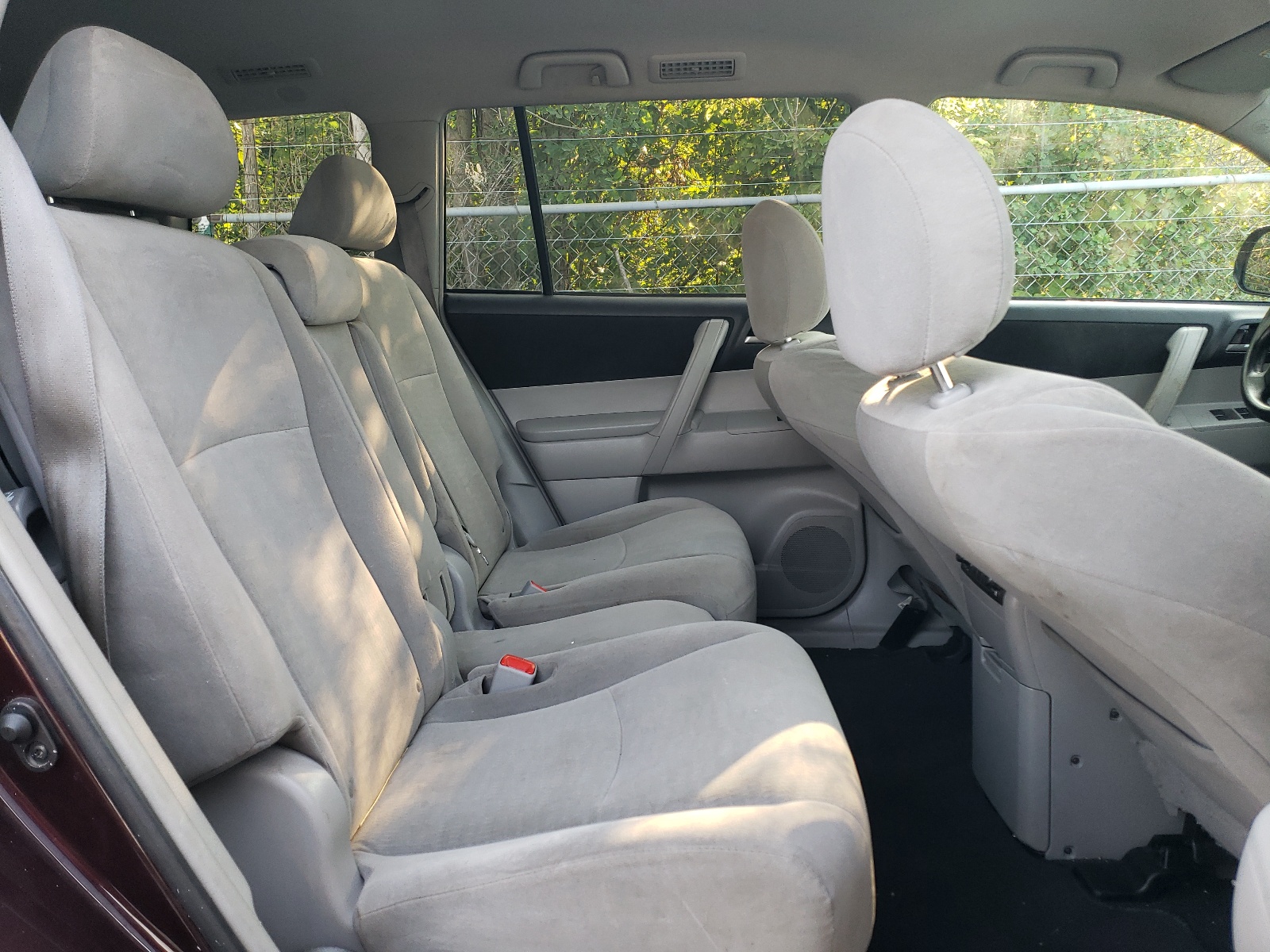 5TDBK3EH2CS158893 2012 Toyota Highlander Base