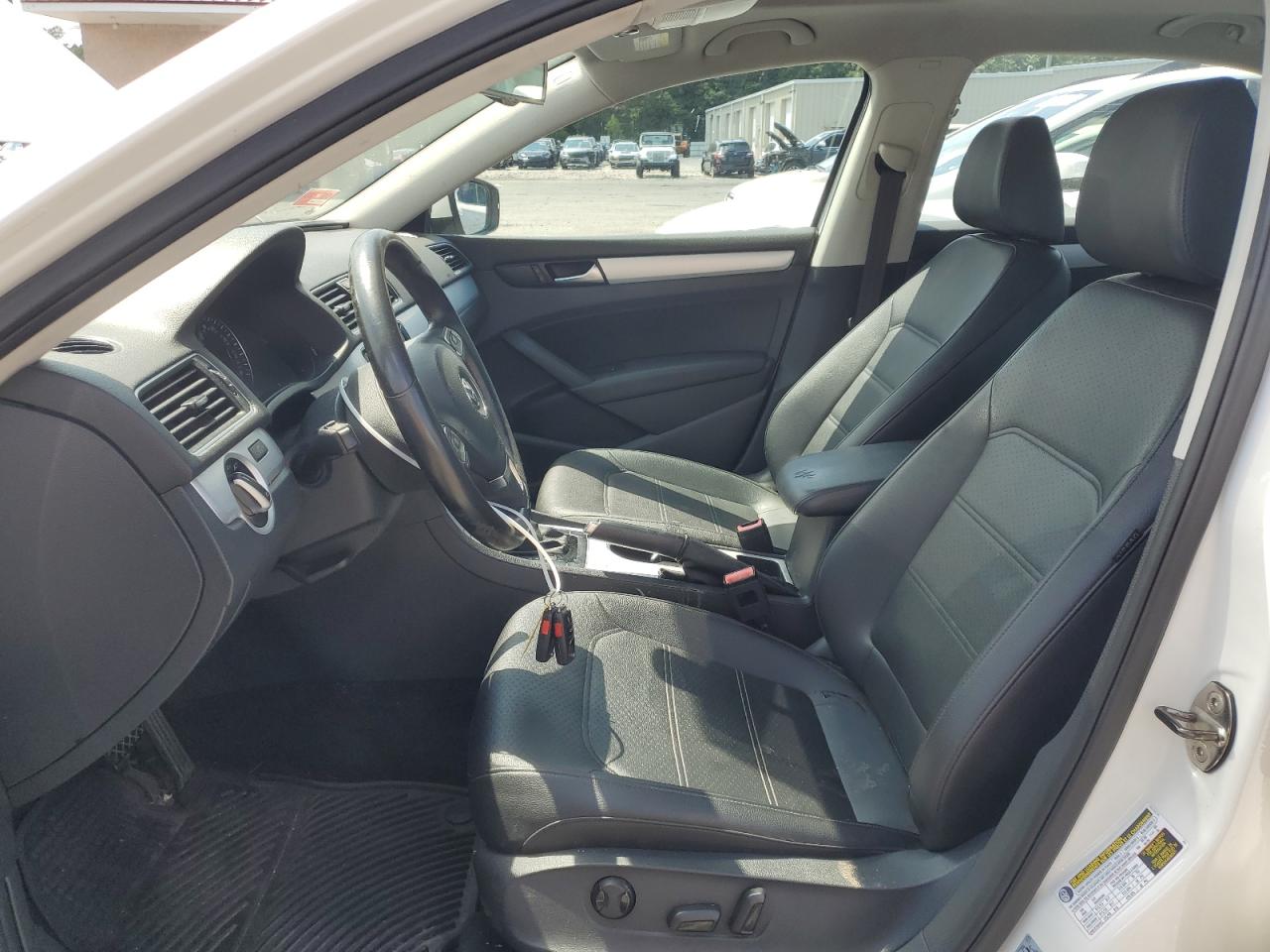 2013 Volkswagen Passat Se VIN: 1VWBP7A3XDC046068 Lot: 63862294