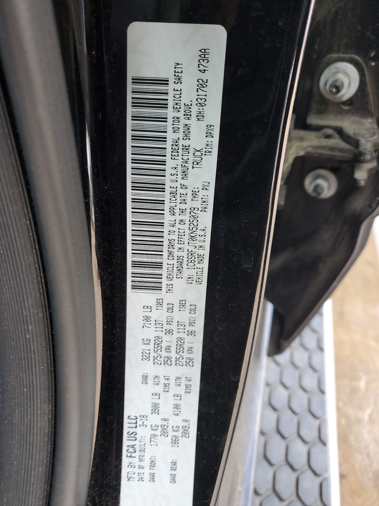 1C6SRFJT0KN525079 2019 Ram 1500 Laramie