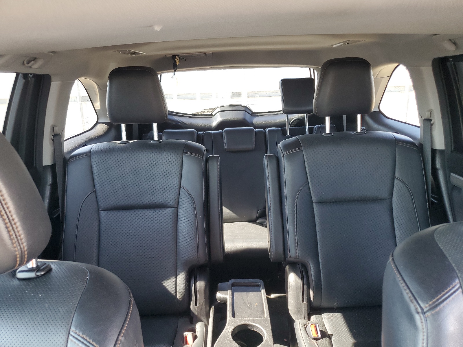 5TDDZRFH1HS419377 2017 Toyota Highlander Limited