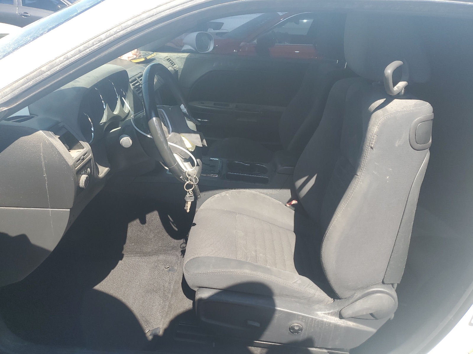 2B3CJ4DG1BH561641 2011 Dodge Challenger