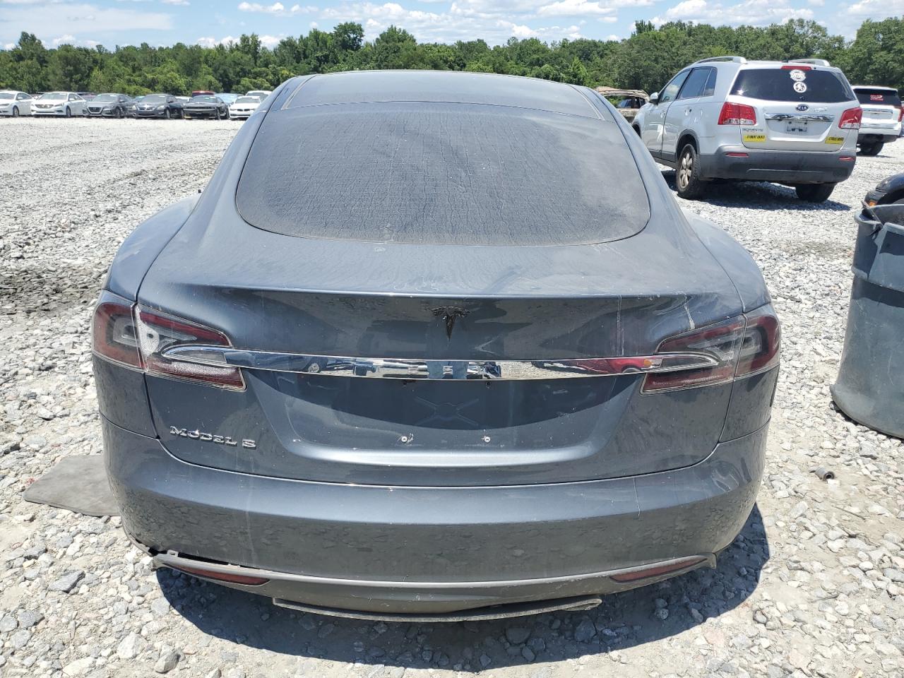 2013 Tesla Model S VIN: 5YJSA1AG5DFP04922 Lot: 62042164