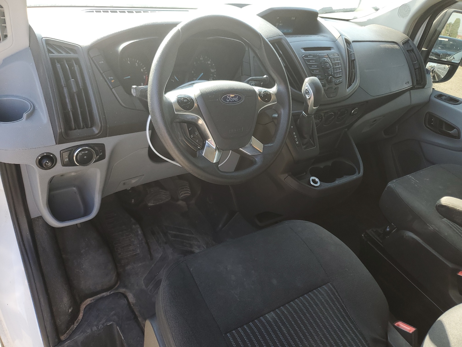 1FTYR2CM9KKB76443 2019 Ford Transit T-250