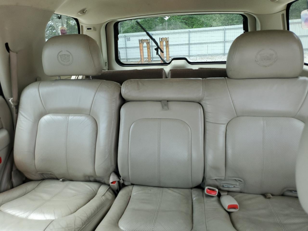 2002 Cadillac Escalade Luxury VIN: 1GYEK63N52R213867 Lot: 62922074