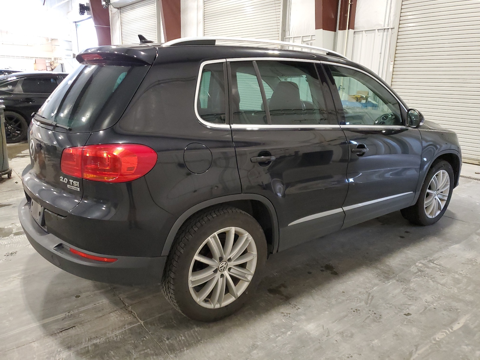 2012 Volkswagen Tiguan S vin: WVGBV7AX4CW504207