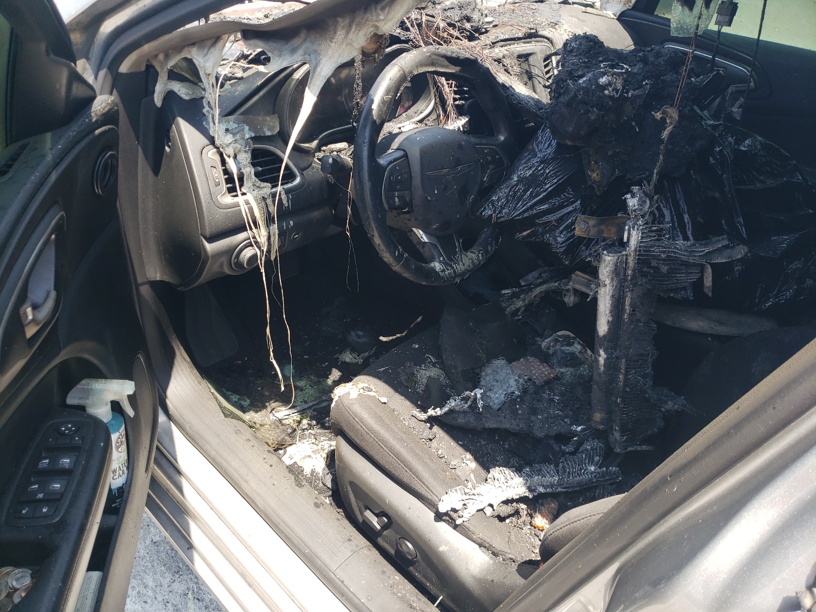 1C3CCCAB5FN751519 2015 Chrysler 200 Limited