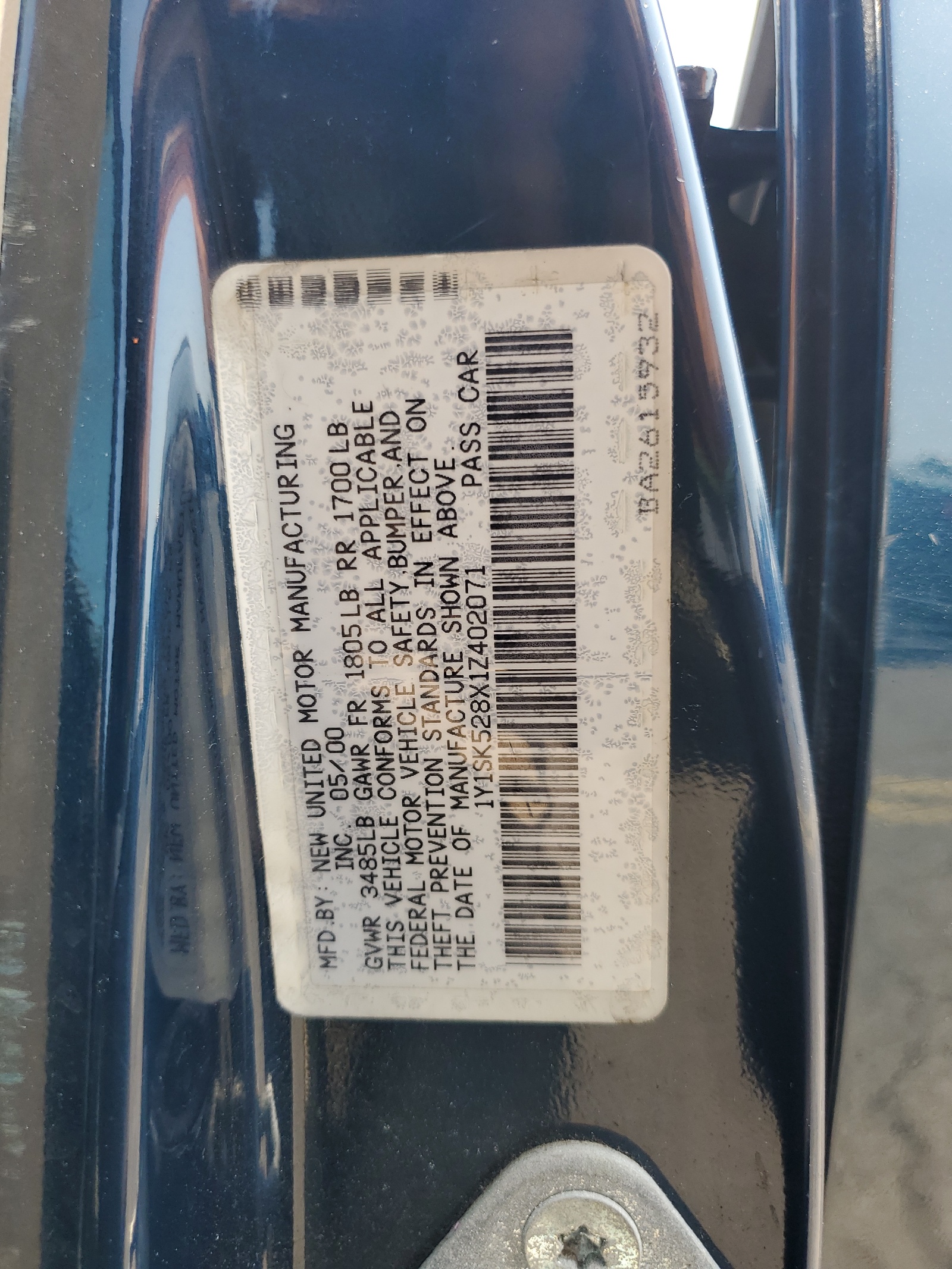 1Y1SK528X1Z402071 2001 Chevrolet Geo Prizm Base