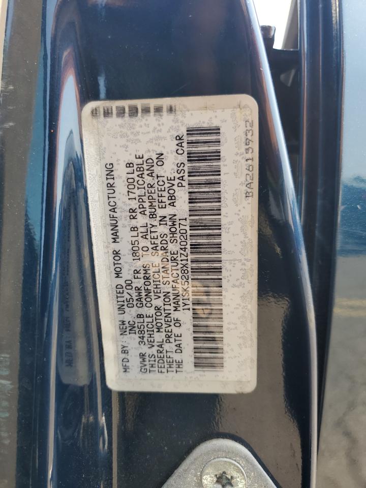 2001 Chevrolet Geo Prizm Base VIN: 1Y1SK528X1Z402071 Lot: 63181434