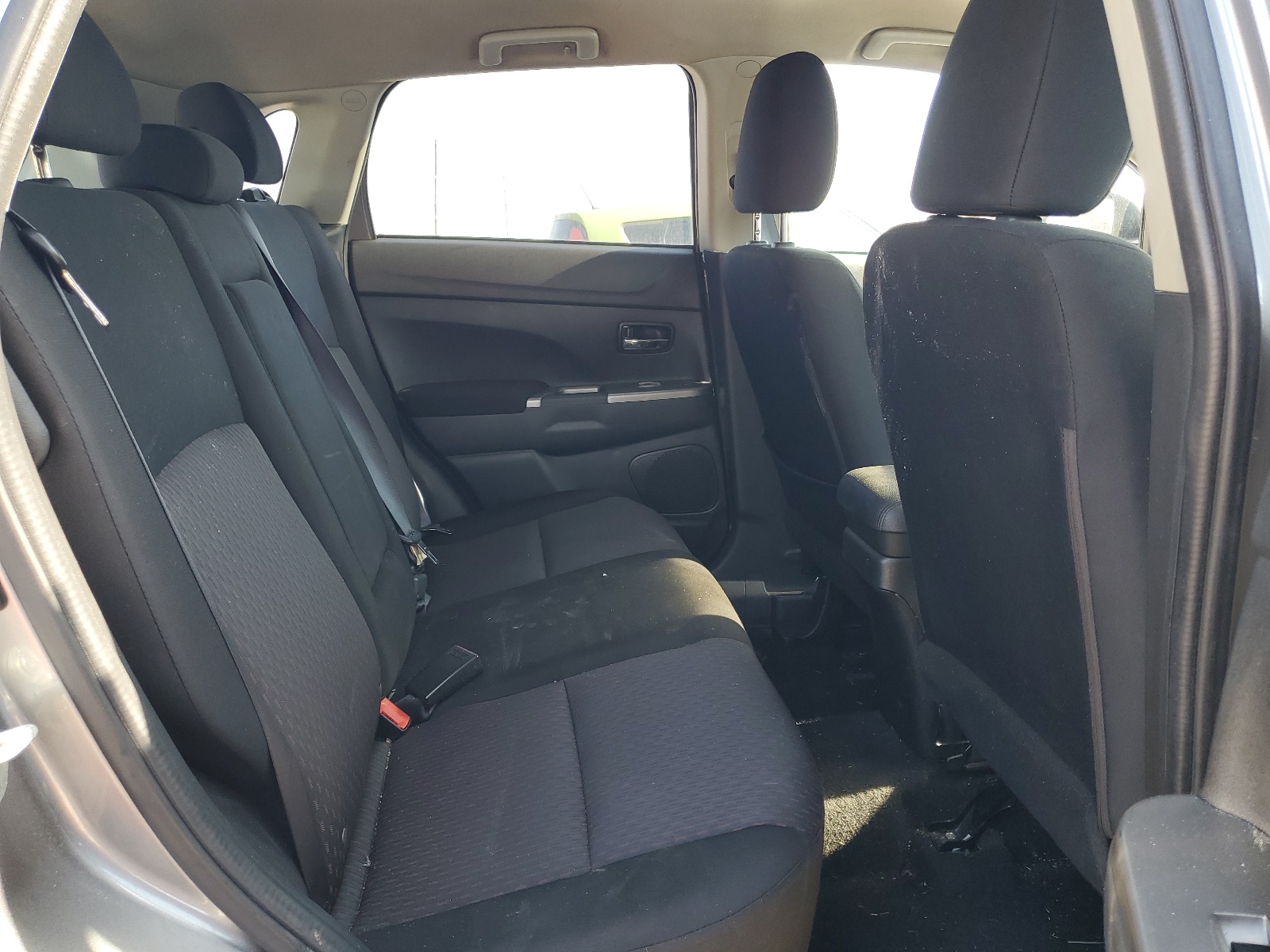 JA4AP4AU1KU023866 2019 Mitsubishi Outlander Sport Se