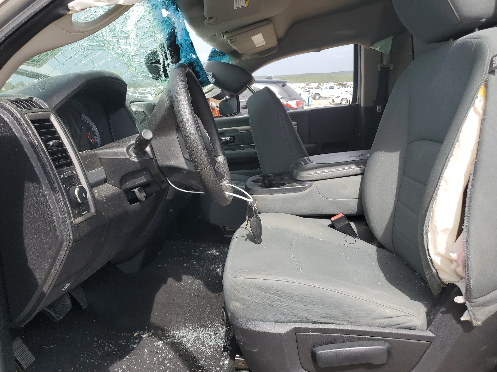 3C6JR6AT6DG586606 2013 Ram 1500 St