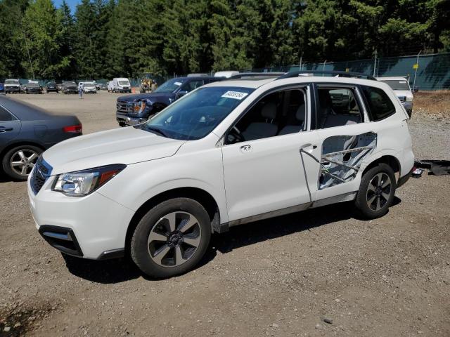  SUBARU FORESTER 2017 Білий