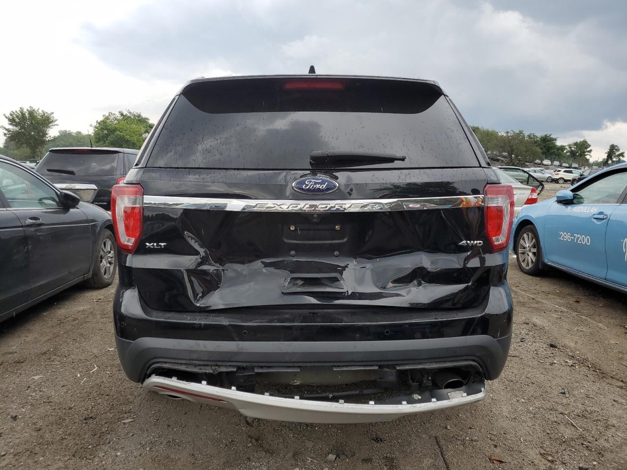 1FM5K8D84HGC16897 2017 Ford Explorer Xlt