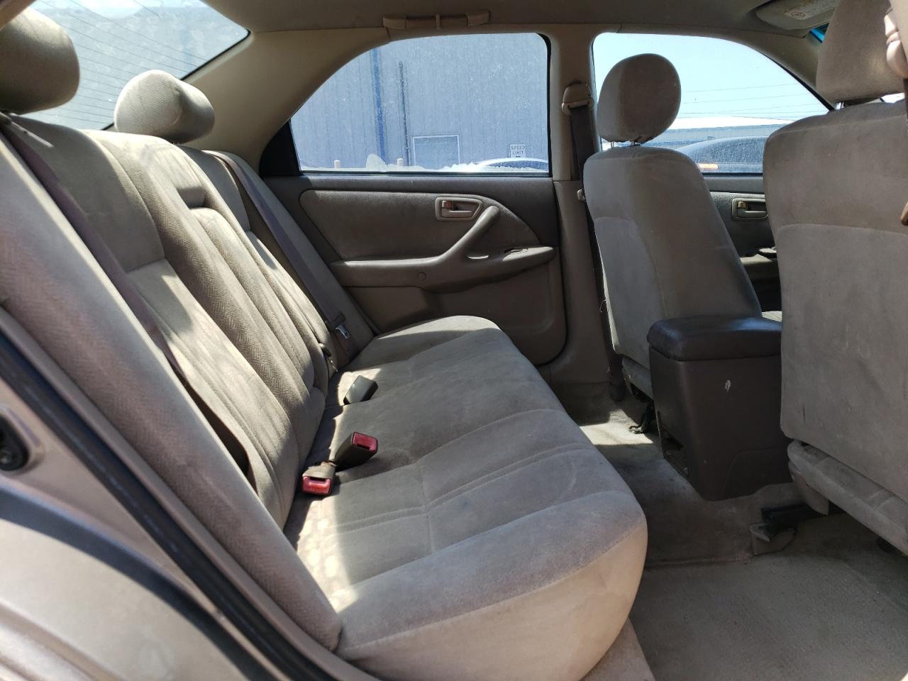 2000 Toyota Camry Ce VIN: 4T1BG22K2YU638894 Lot: 64901904