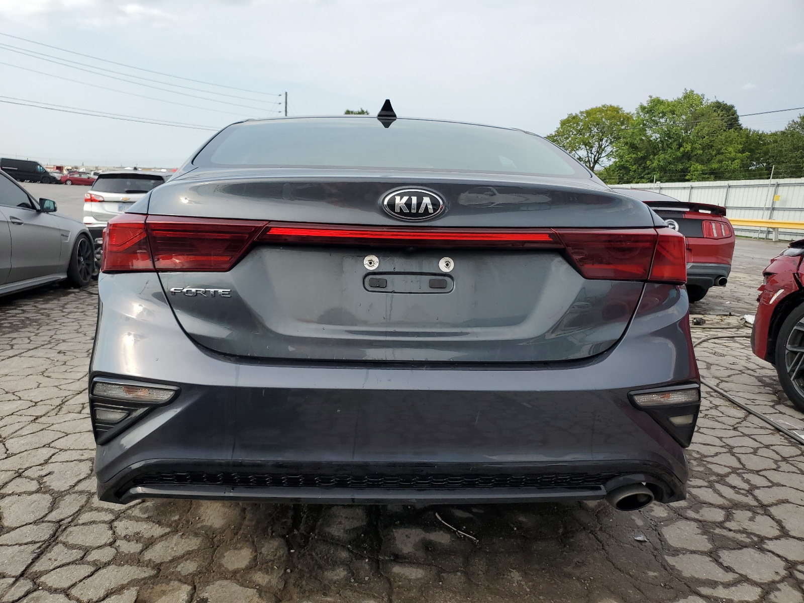 3KPF24AD4ME352850 2021 Kia Forte Fe