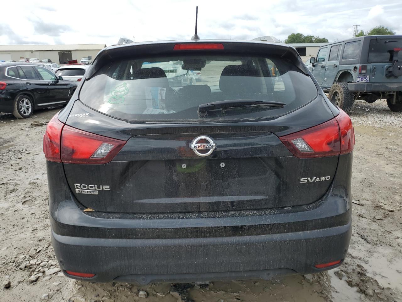 JN1BJ1CR9KW313198 2019 Nissan Rogue Sport S